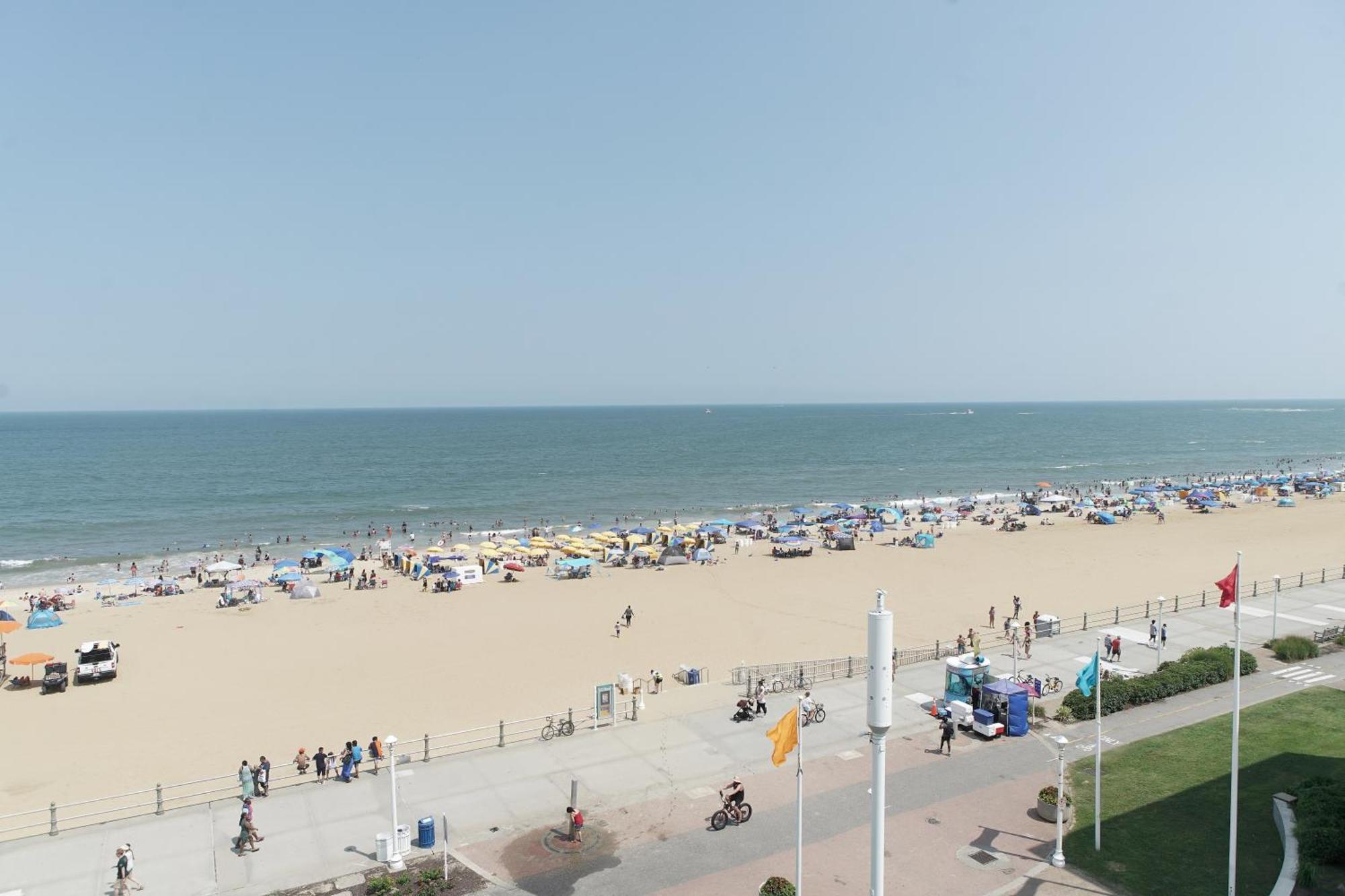Marjac Suites Virginia Beach Oceanfront Bagian luar foto