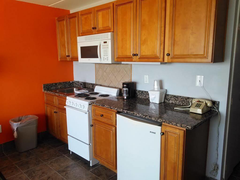 Marjac Suites Virginia Beach Oceanfront Bagian luar foto